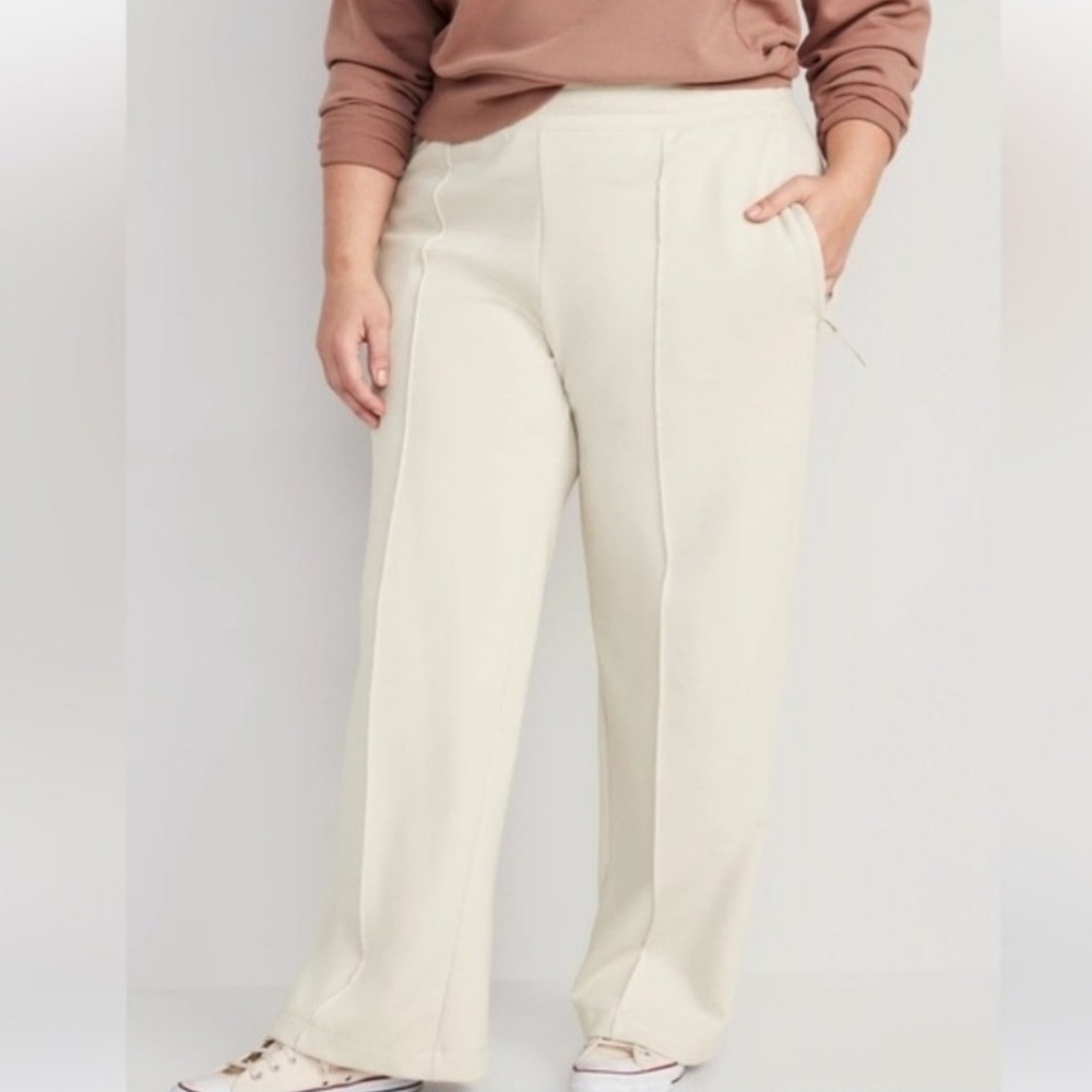 Old Navy Active Women's Cream Wide-Leg Pants